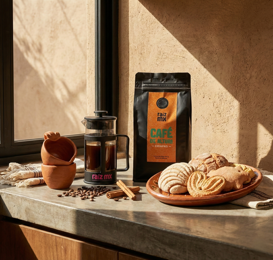 Ritual de Origen: Prensa Francesa, Café de Chiapas y Tazas de Barro Rojo