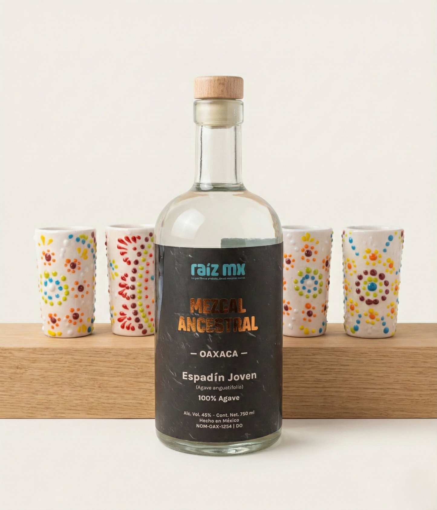 Ritual de Talavera: Mezcal Ancestral y 4 Caballitos de Talavera - Lluvia de color - Envío Incluido