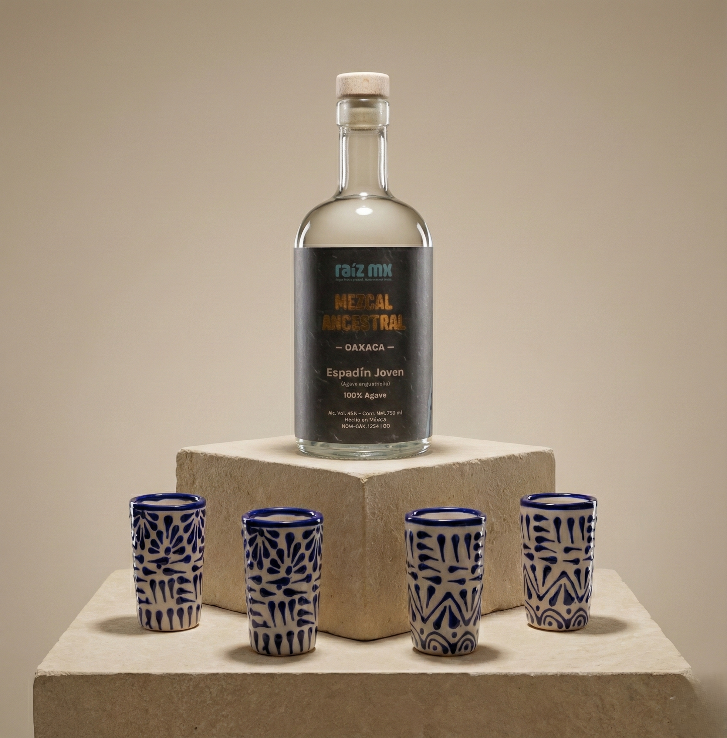 Ritual de Talavera: Mezcal Ancestral y 4 Caballitos de Talavera - Azul - Envío Incluido