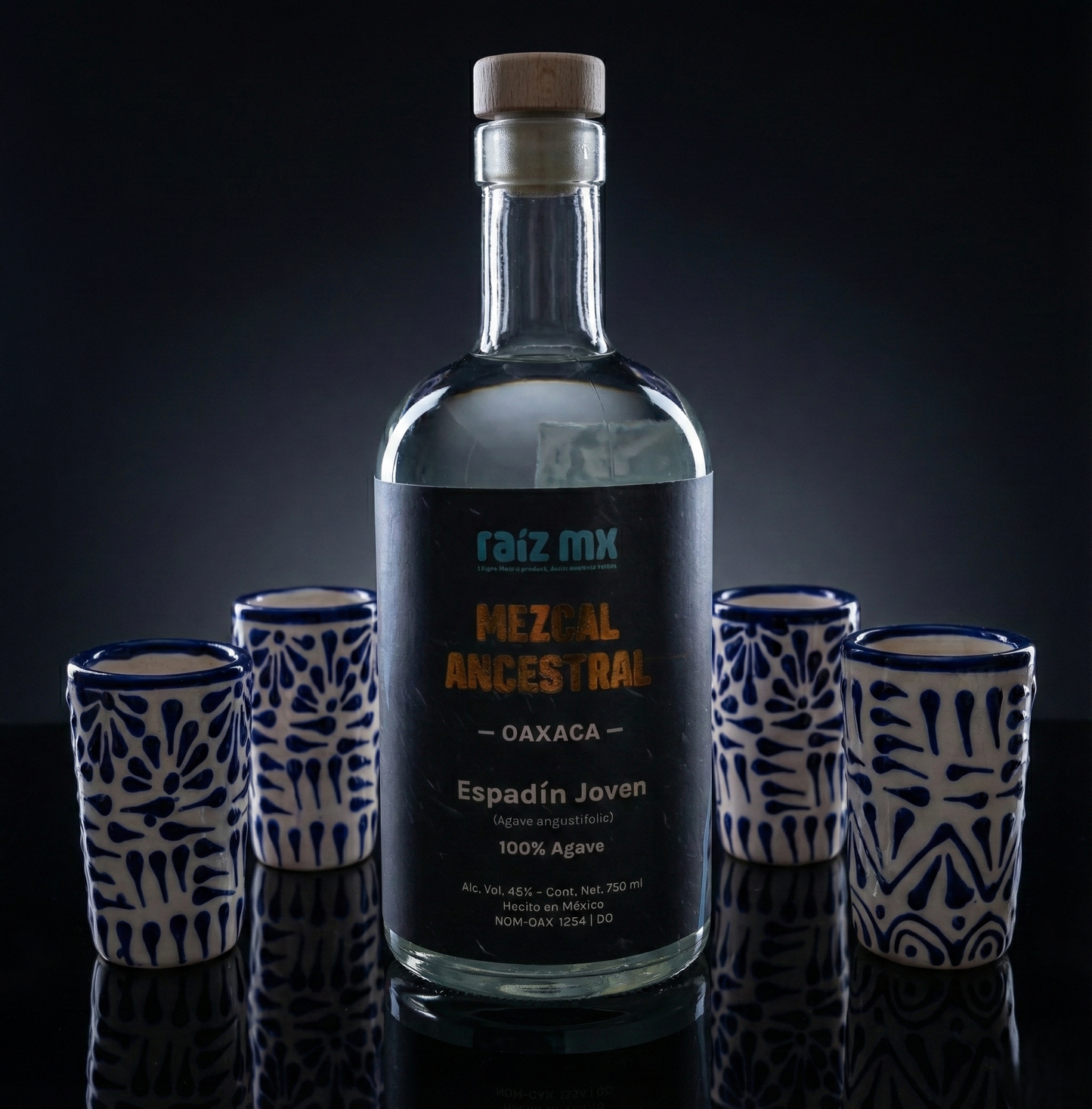 Ritual de Talavera: Mezcal Ancestral y 4 Caballitos de Talavera - Azul - Envío Incluido