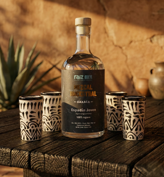 Ritual de Talavera: Mezcal Ancestral y 4 Caballitos de Talavera - Noche - Envío Incluido