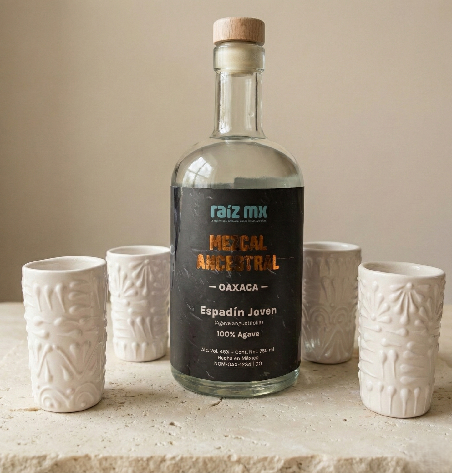 Ritual de Talavera: Mezcal Ancestral y 4 Caballitos de Talavera - Marfil - Envío Incluido