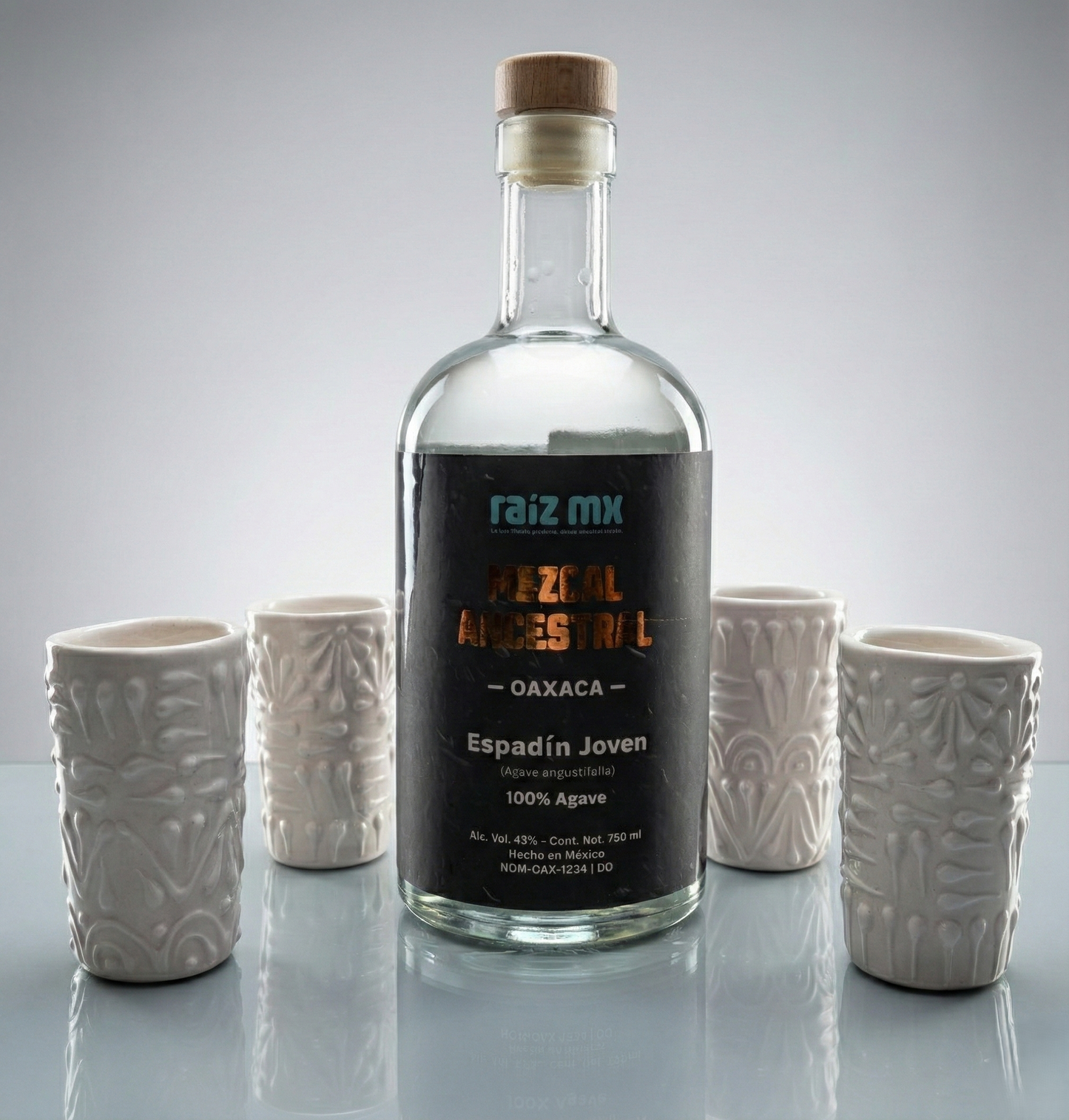 Ritual de Talavera: Mezcal Ancestral y 4 Caballitos de Talavera - Marfil - Envío Incluido