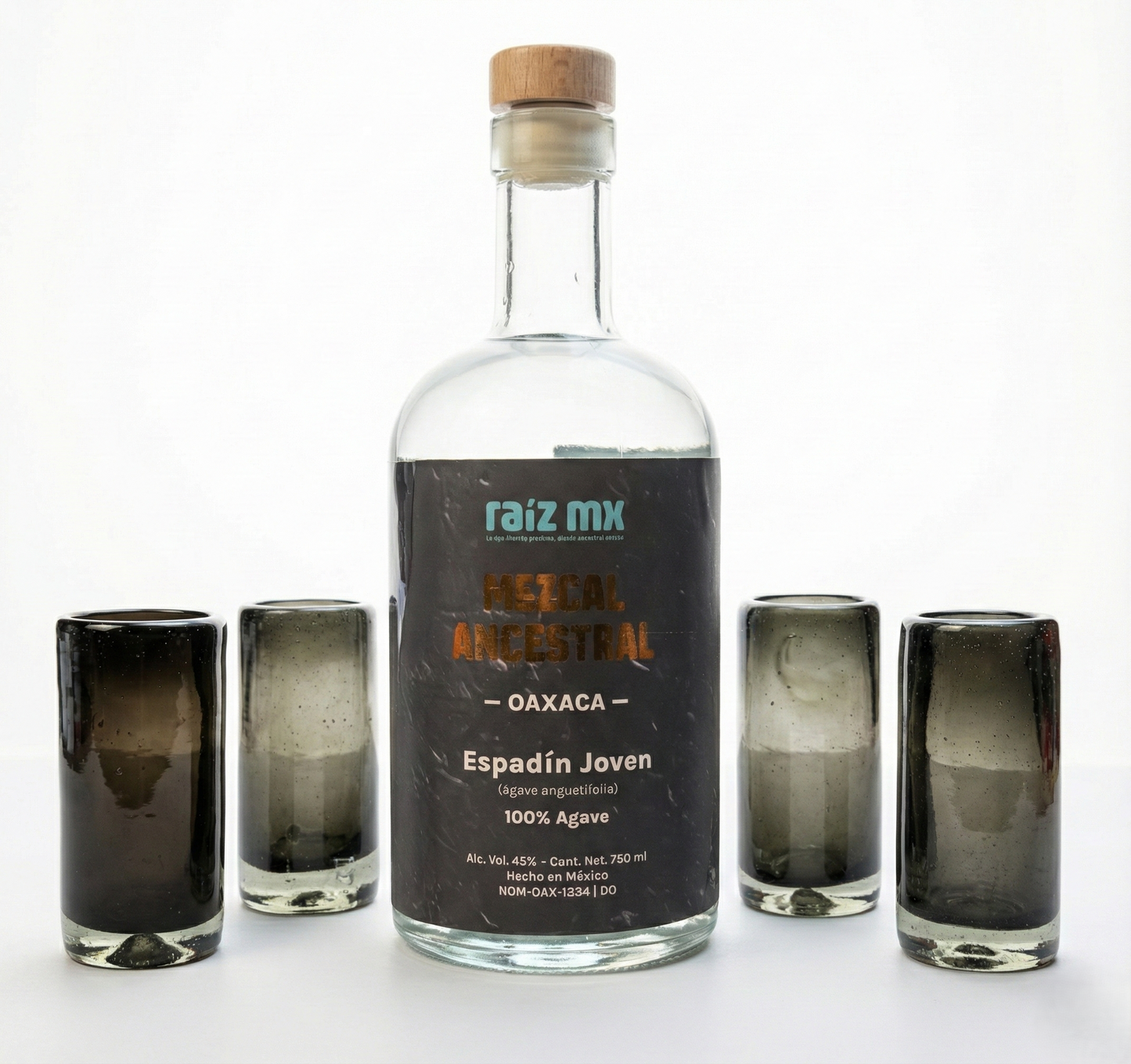 Ritual de Luz: Mezcal Ancestral y 4 Caballitos de Vidrio Soplado - Edición Humo Volcánico - Envío Incluido