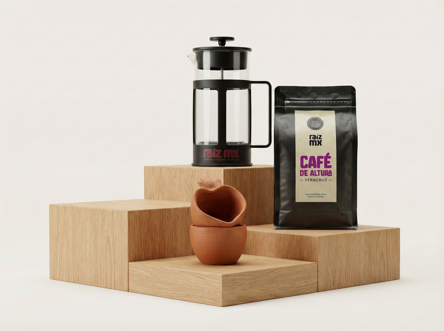 Ritual de Origen: Prensa Francesa, Café de Veracruz y Tazas de Barro Rojo