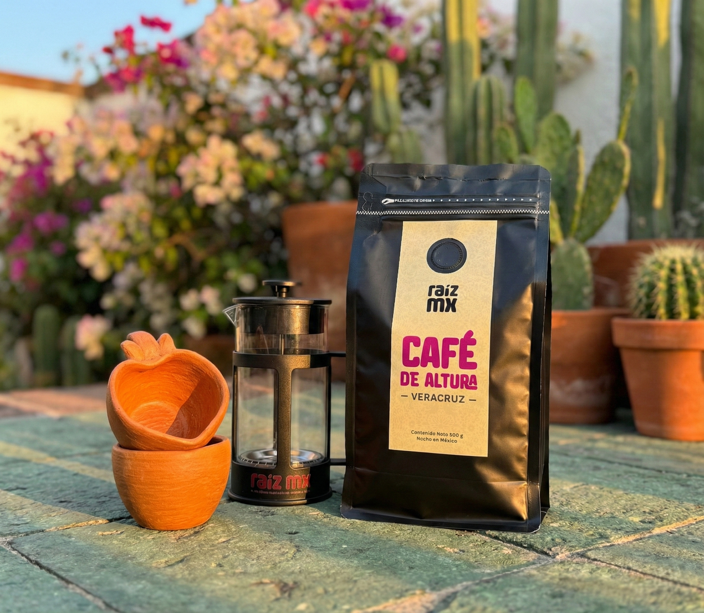 Ritual de Origen: Prensa Francesa, Café de Veracruz y Tazas de Barro Rojo